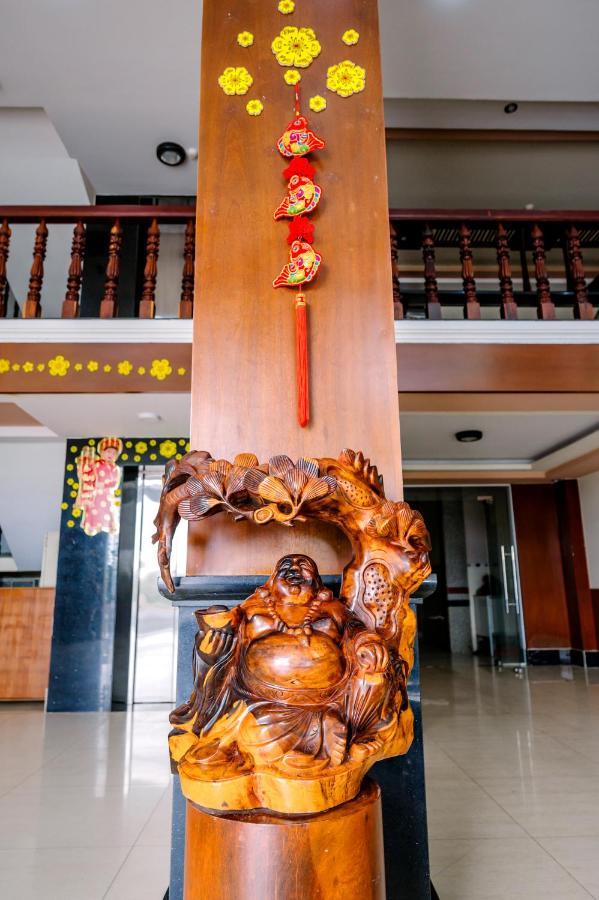 Hoang Duc Hotel Chau Doc Exterior photo